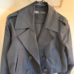 Zara Women's Classic Black trench cropped coat